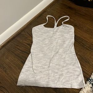 Lululemon tank with shelf bra. Size 4.